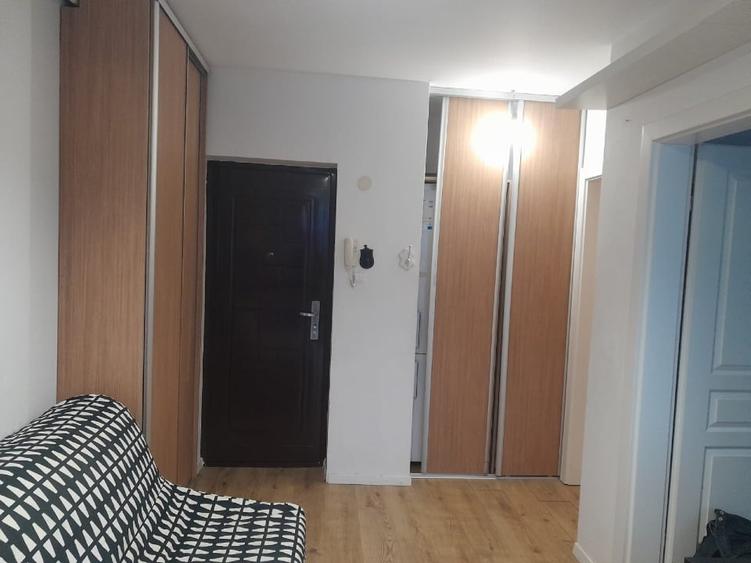 Garsonieră decomandată în Florești