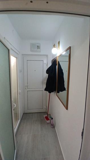 Ofer spre inchiriere apartament cu o camera - 1