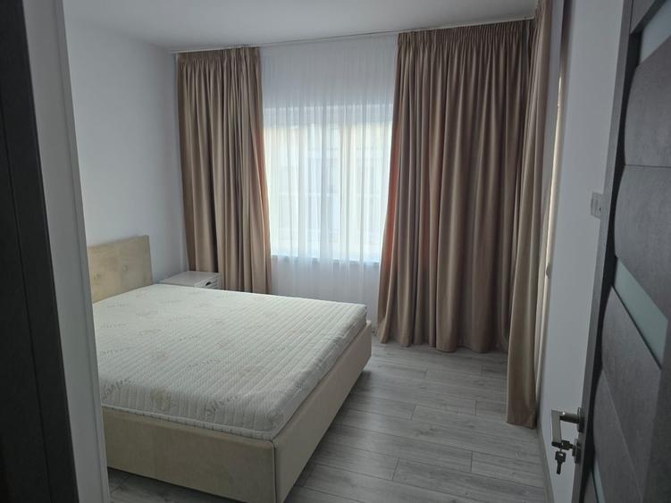 Inchiriez apartament 2 camere 56mp - 14