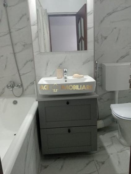 Apartament cu 3 camere decomandat, mobilat în Iancului