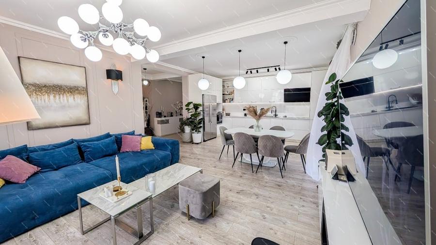Apartament cu 3 camere decomandat, mobilat în Giroc