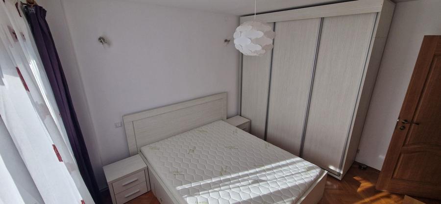 Apartament cu 3 camere decomandat în Ștrand