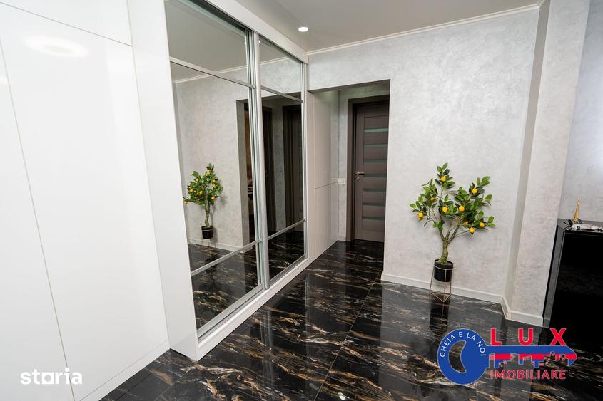 Apartament cu 2 camere decomandat în E3