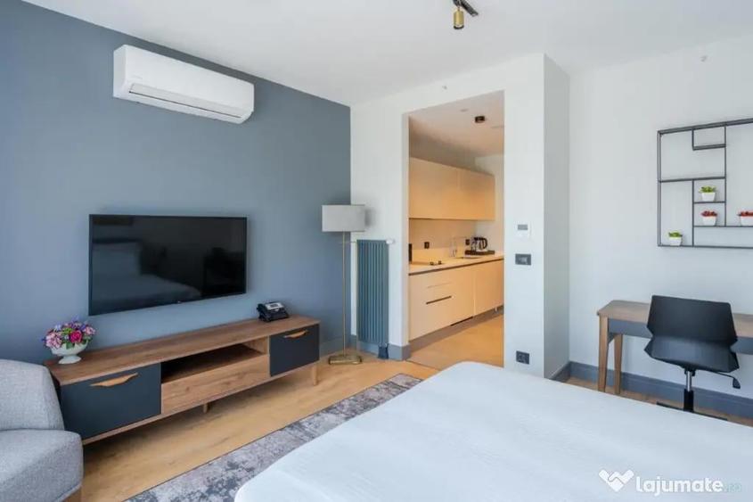 Apartament cu 2 camere decomandat în Aviatorilor