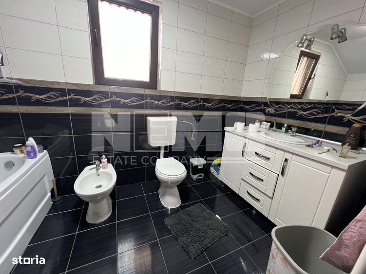Casă cu 4 camere în Central