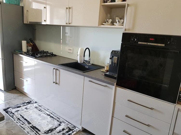 Apartament cu 3 camere decomandat în Tomis Nord