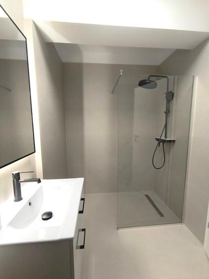 Apartament cu 2 camere semidecomandat în Berceni