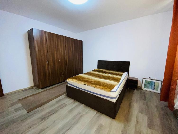 Apartament cu 2 camere decomandat în Zorilor