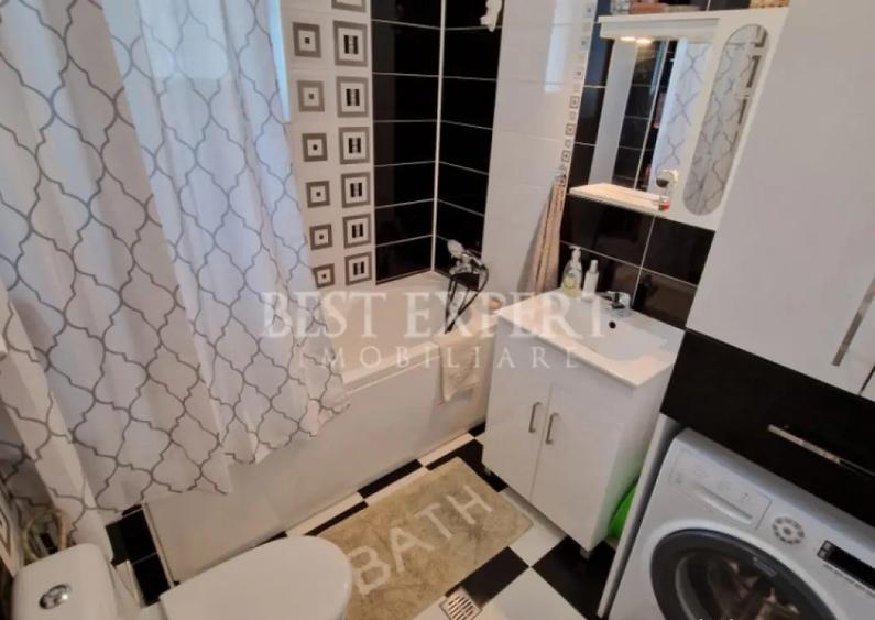Casă cu 3 camere cu Teren 17 Mp în Titan
