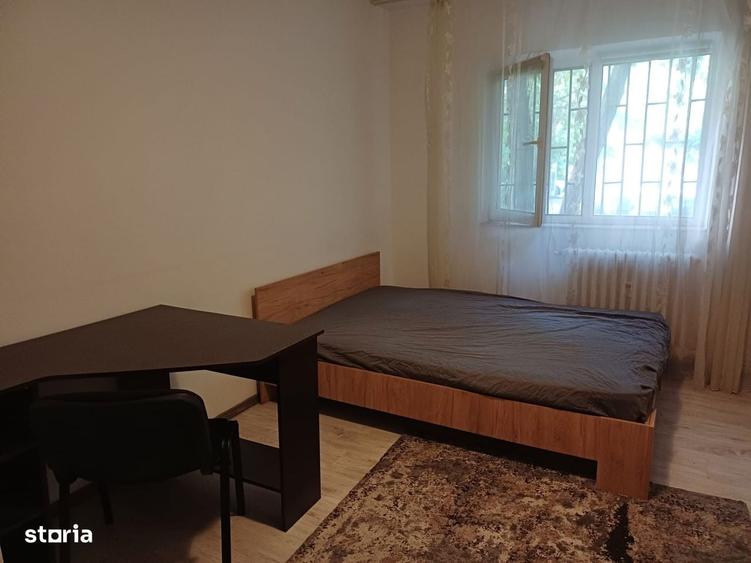 Apartament cu 2 camere decomandat în Galata