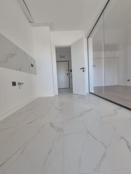 Apartament cu 2 camere decomandat în Theodor Pallady