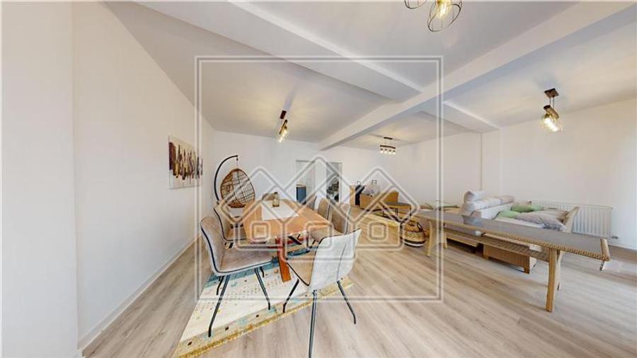 Casă individuală cu 5 camere cu Teren 458 Mp în Cisnădioara