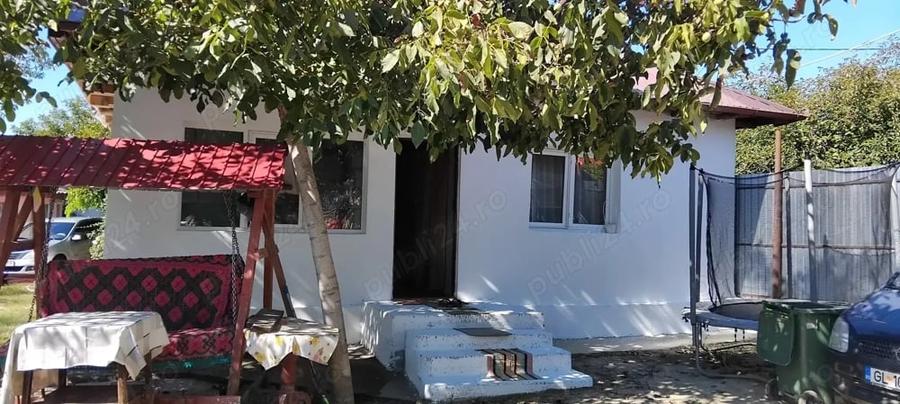 Casă cu 4 camere cu Teren 10000 Mp în Munteni
