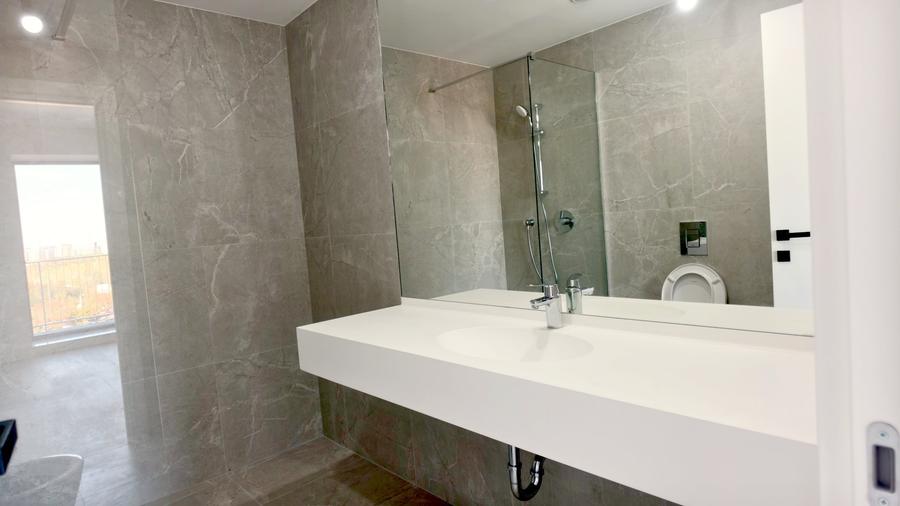 Apartament cu 3 camere în Petricani