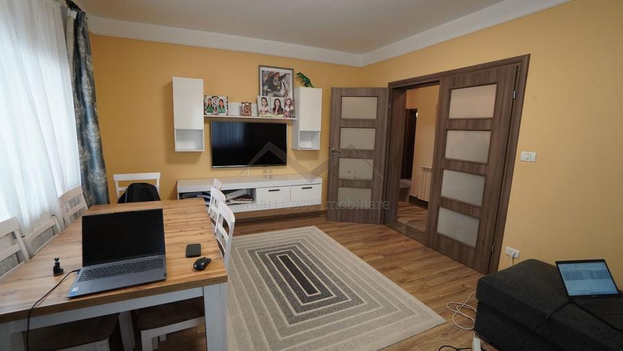Casă individuală cu 3 camere cu Canalizare în Rediu