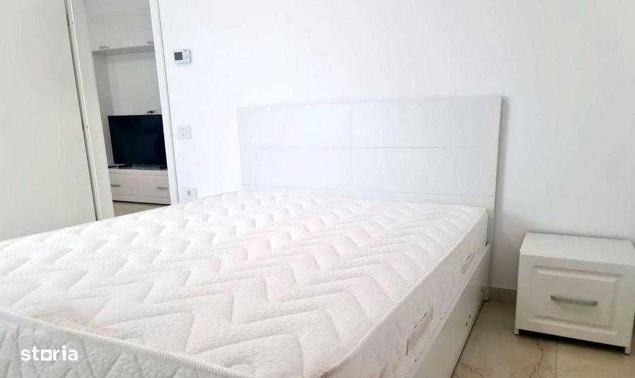 Apartament cu 2 camere, mobilat în Micro 17