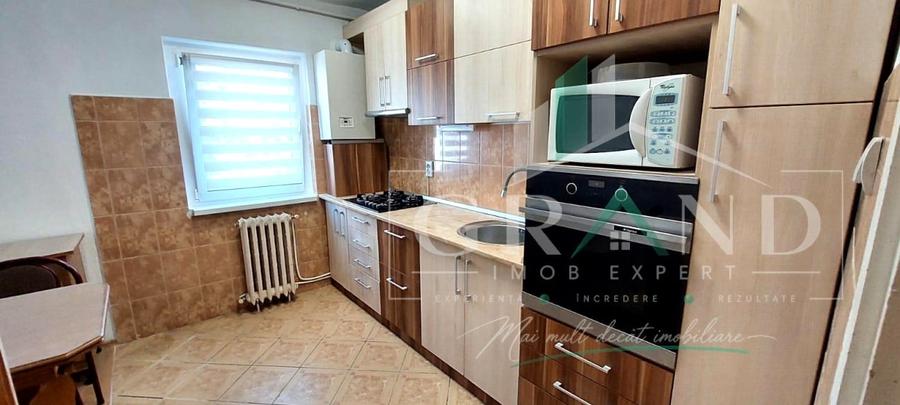 Apartament cu 4 camere decomandat, mobilat în Mănăștur