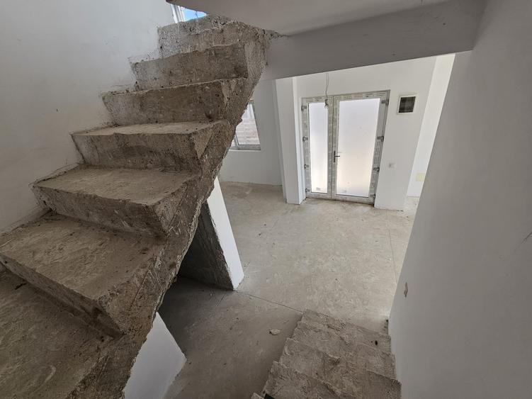 DUPLEX (LA GRI), P+1E+M, 122mpu, TEREN 248mp, CHIAJNA-ALEEA NUCILOR - 25
