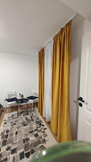 Apartament cu 2 camere semidecomandat în Brașovul Vechi