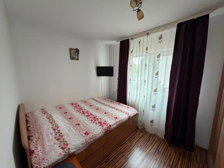 Apartament cu 3 camere decomandat în Inel II