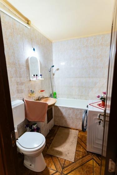 Apartament cu 2 camere decomandat, mobilat în Tudor