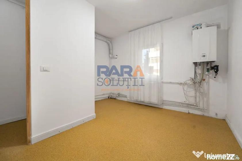Spațiu comercial, de 60 mp, în Central