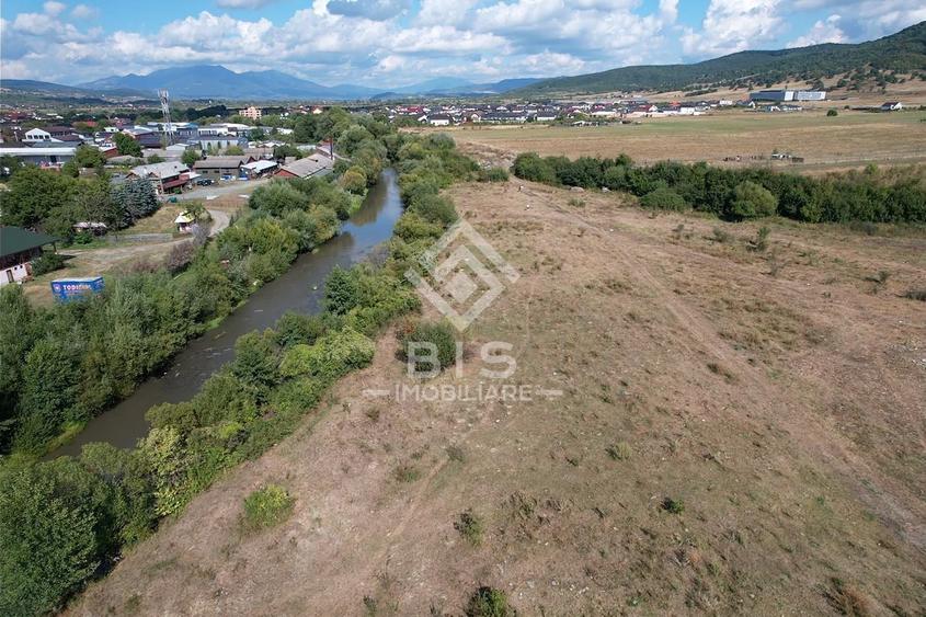 Teren agricol extravilan de 12600 mp, în Unirea