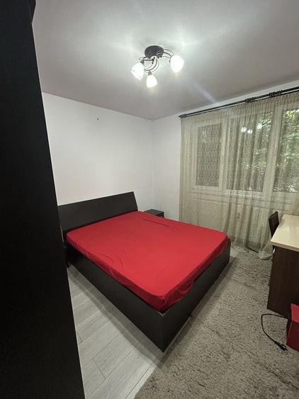 Apartament cu 2 camere semidecomandat în Brâncoveanu