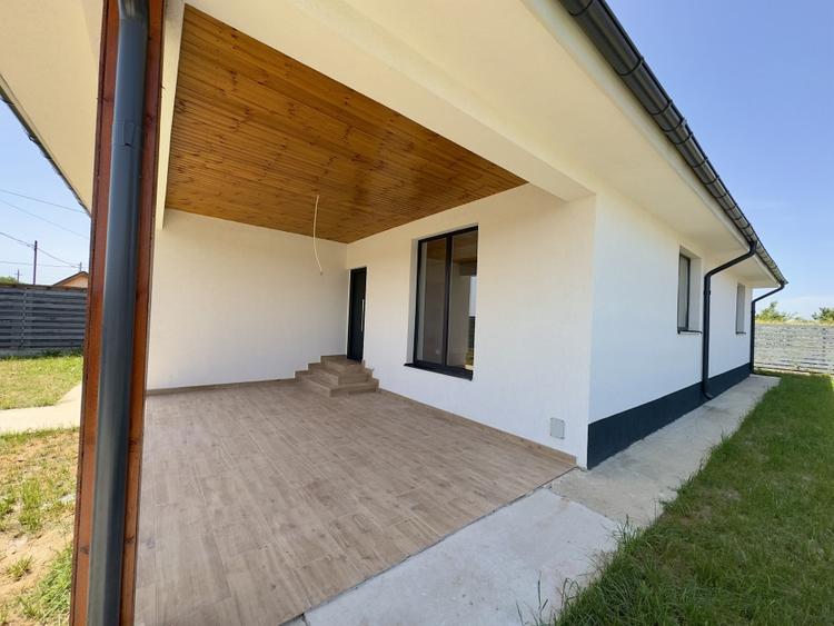 Casă individuală cu 3 camere cu Teren 343 Mp în Joița