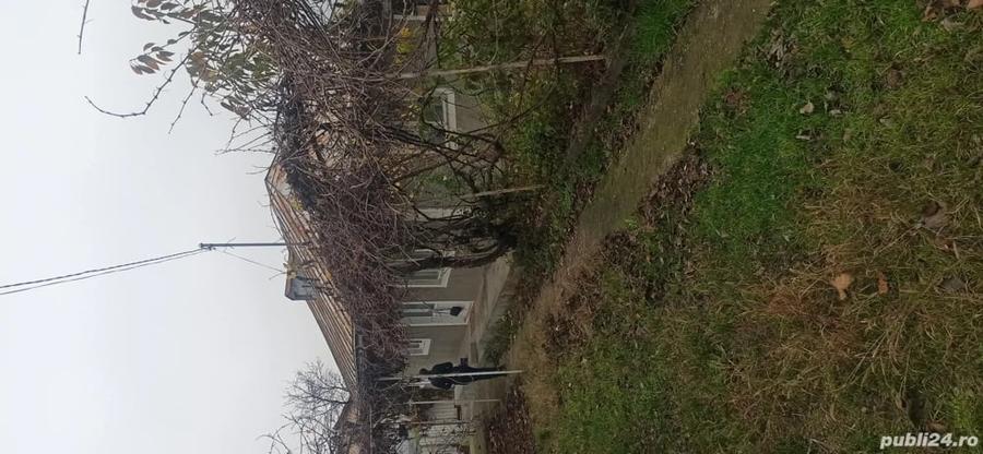 Casă cu 4 camere cu Teren 580 Mp în Ivești