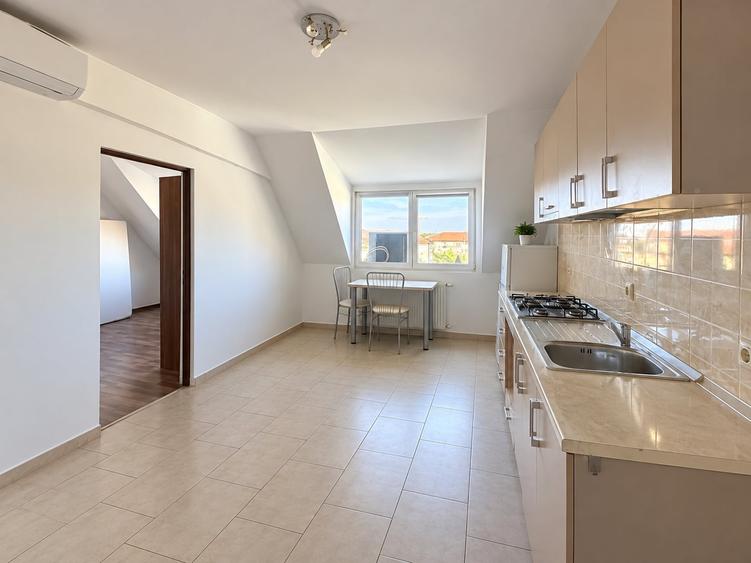 Apartament cu 2 camere decomandat, mobilat în Lipovei