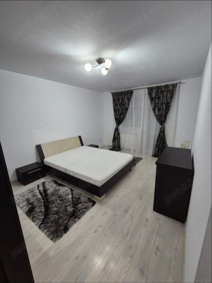 Garsonieră decomandată în Central