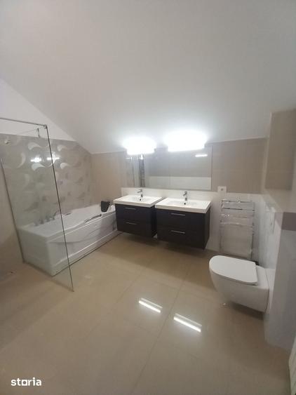 Casă cu 7 camere cu Teren 750 Mp în Cișmigiu