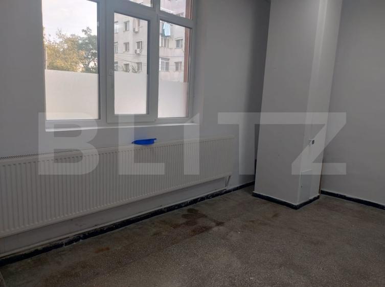 Spațiu comercial, de 86 mp, în Mircea cel Bătrân