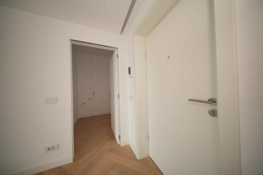 Apartament cu 3 camere decomandat în Unirii
