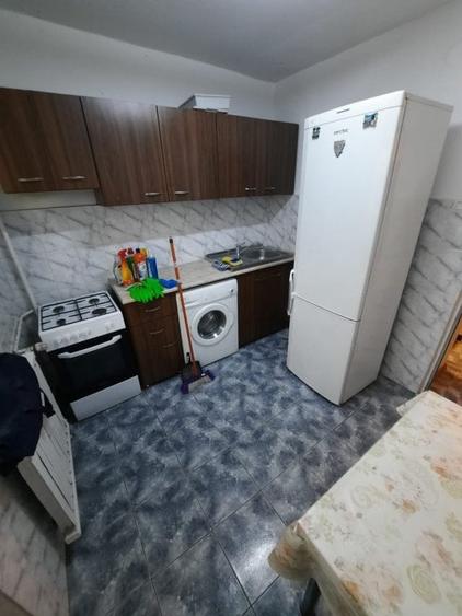 Garsonieră decomandată, mobilată în Canta