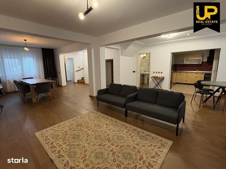 Casă cu 4 camere în Central