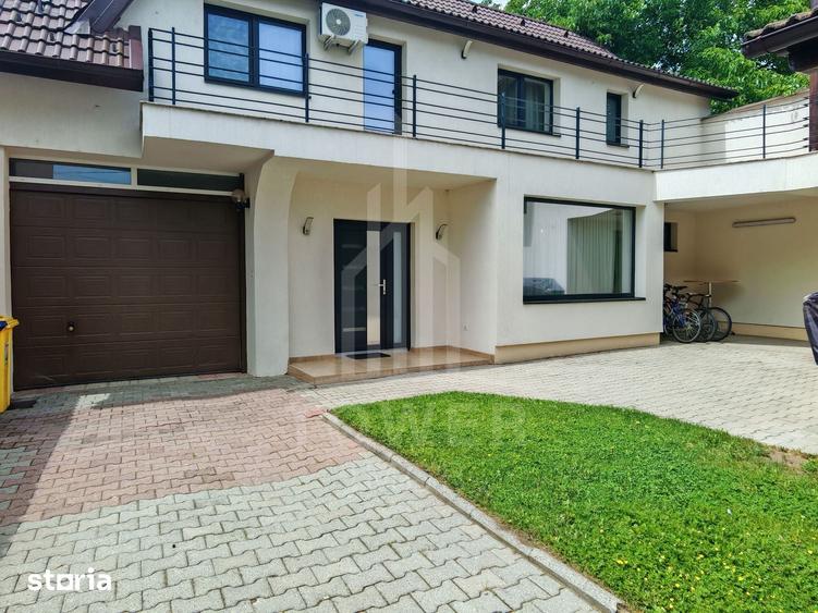 Casă cu 4 camere cu Teren 500 Mp în Central