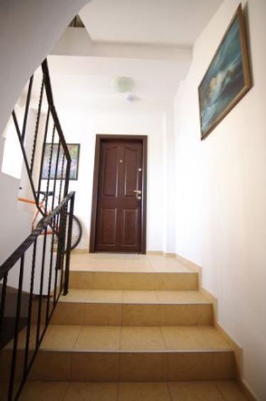 Apartament cu 3 camere decomandat în Câmpina
