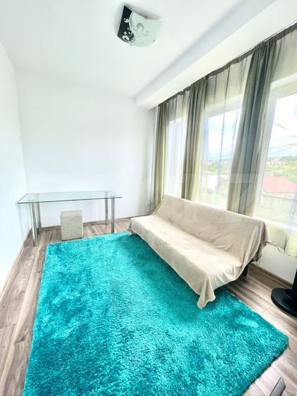 Duplex cu 5 camere cu Canalizare în Iris