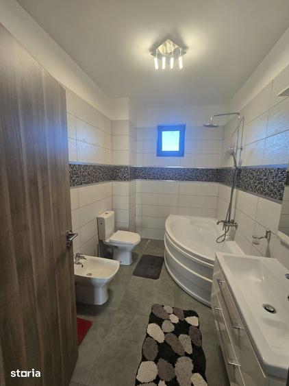 Apartament cu 4 camere în Burdea