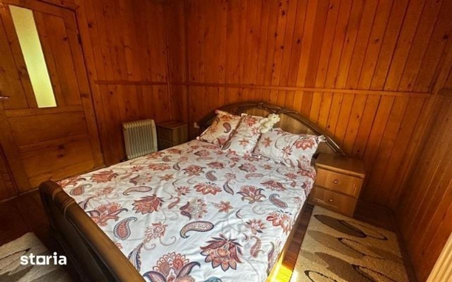 Casă cu 4 camere cu Teren 1450 Mp în Stănești