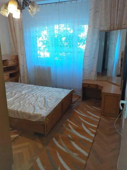 Apartament cu 2 camere semidecomandat în Aradului
