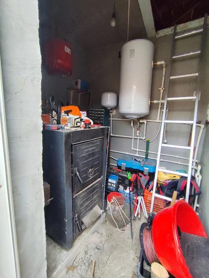 Casă cu 2 camere cu Teren 500 Mp în Central