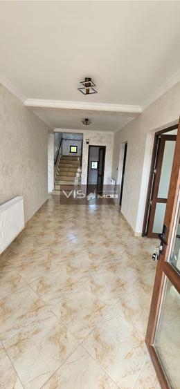 Casă cu 4 camere cu Teren 648 Mp în Central