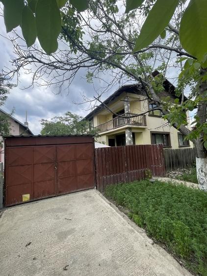 Casă cu 4 camere în Mizil