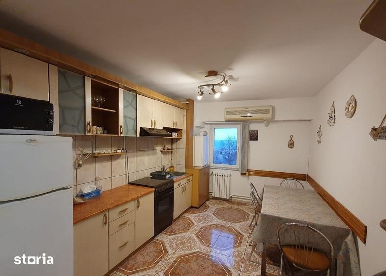 Apartament cu 2 camere în Delfinariu