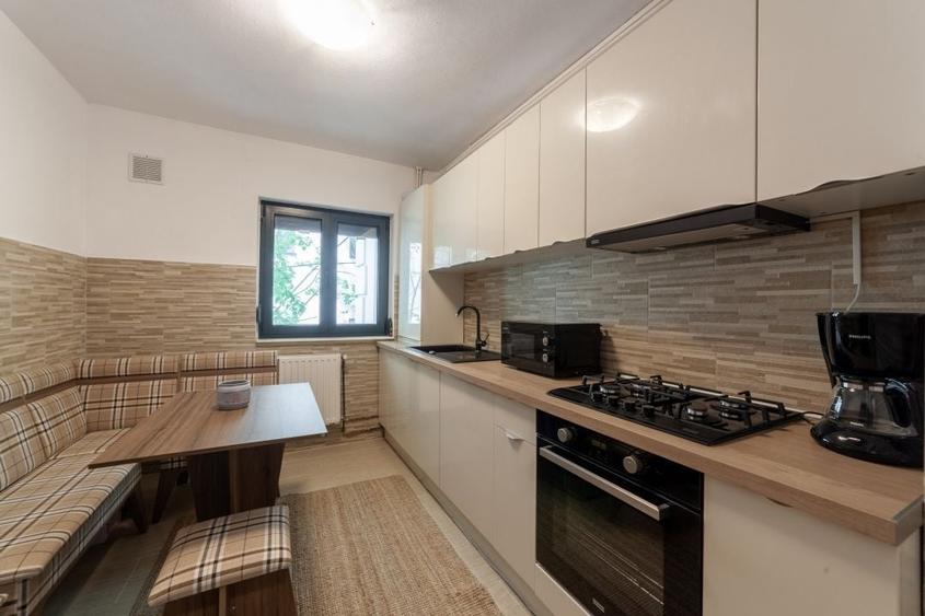 Apartament cu 2 camere decomandat, mobilat în Ultracentral