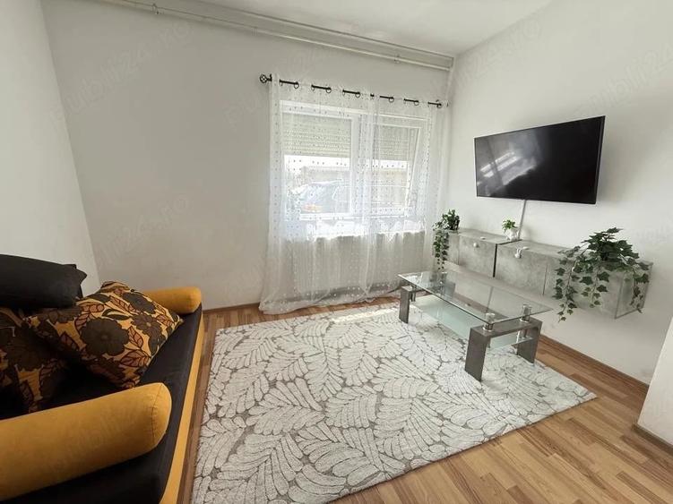 Apartament cu 3 camere decomandat în Sânandrei