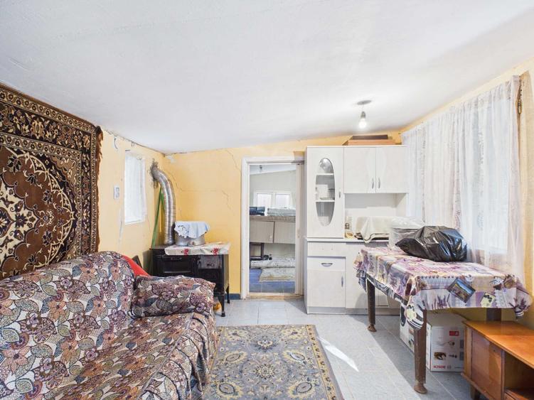 Casă individuală cu 2 camere cu Teren 1270 Mp în Cozieni